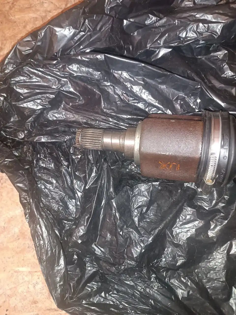 Правые приводы Ад вингроуд в отличном состоянии