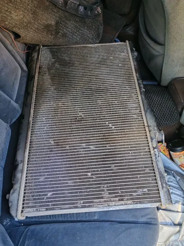 Радиатор с автомобиля марки 2шка - Авто в Чита