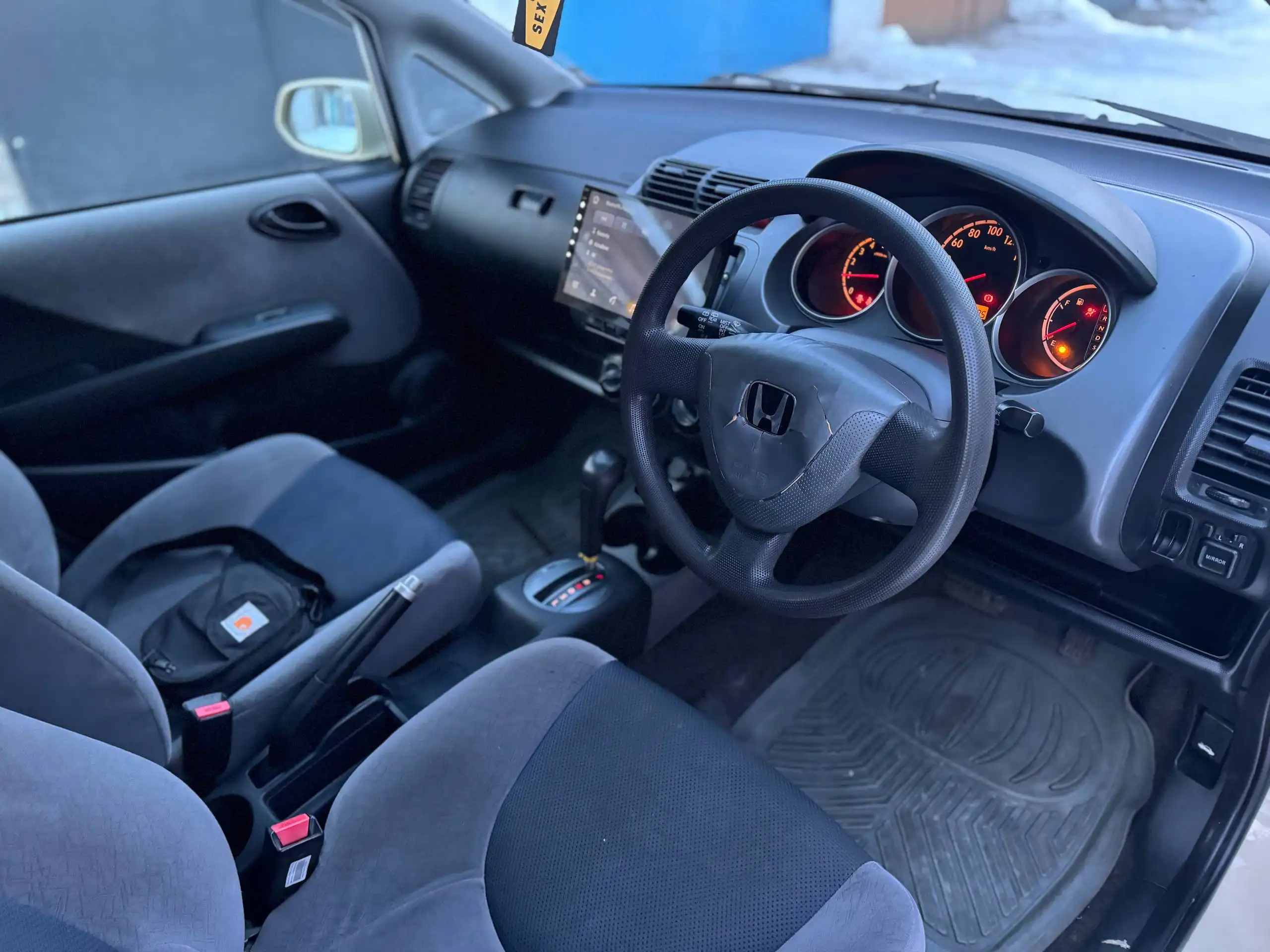 Продажа автомобиля ПТС 2004 года с двигателем 1.3