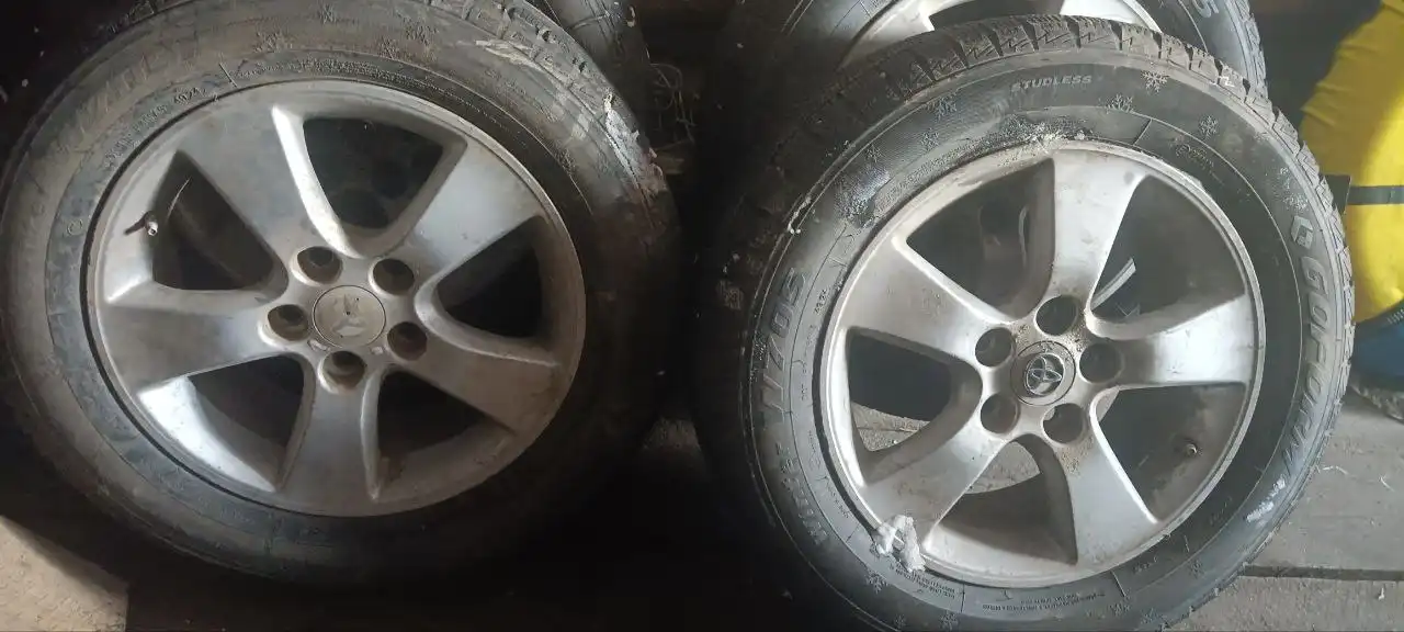 Продам стояли на марке