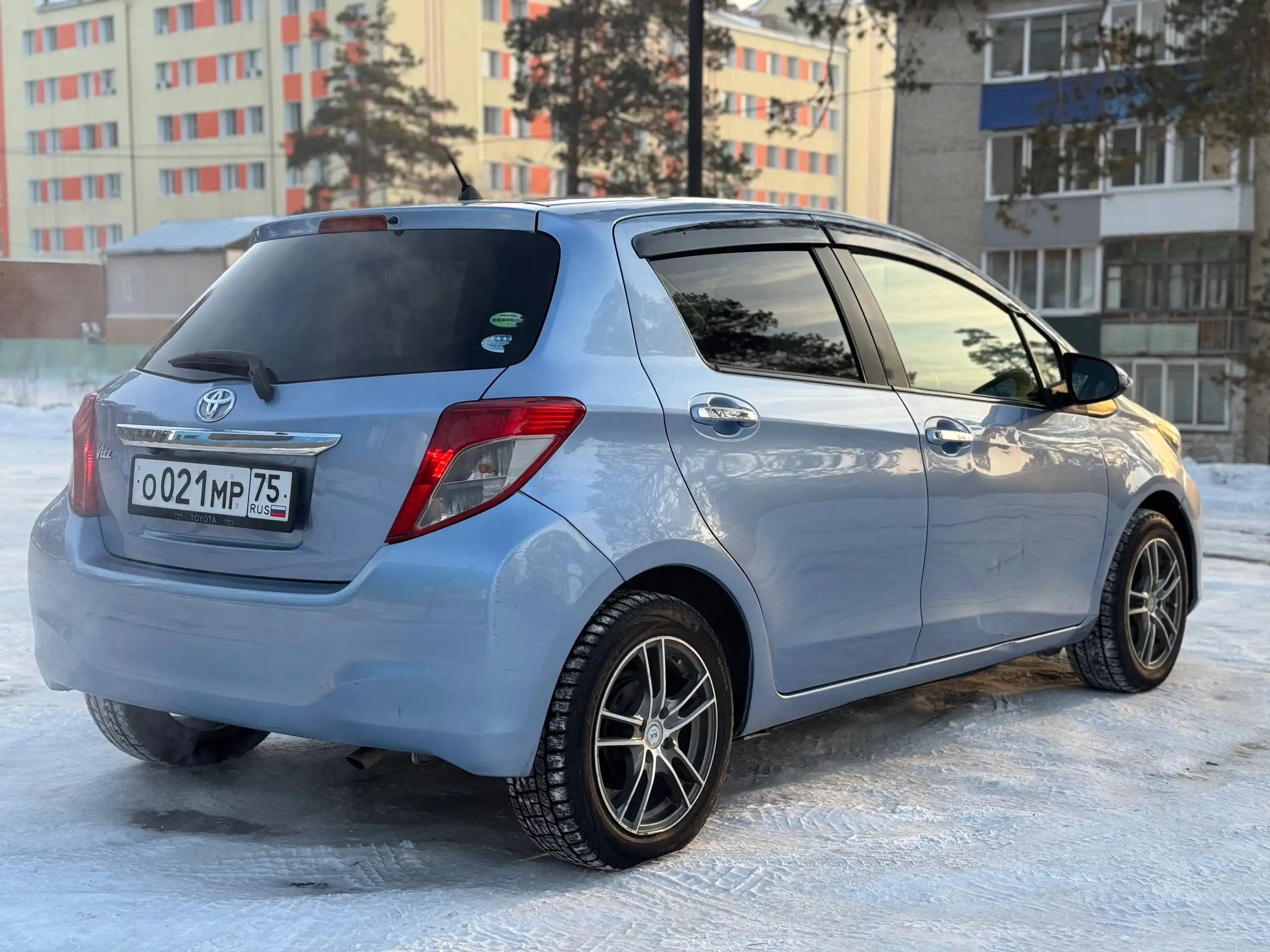 Toyota Prado 150 2013 года, 2.7 литра, в отличном состоянии - Внедорожники (Авто) в Чита