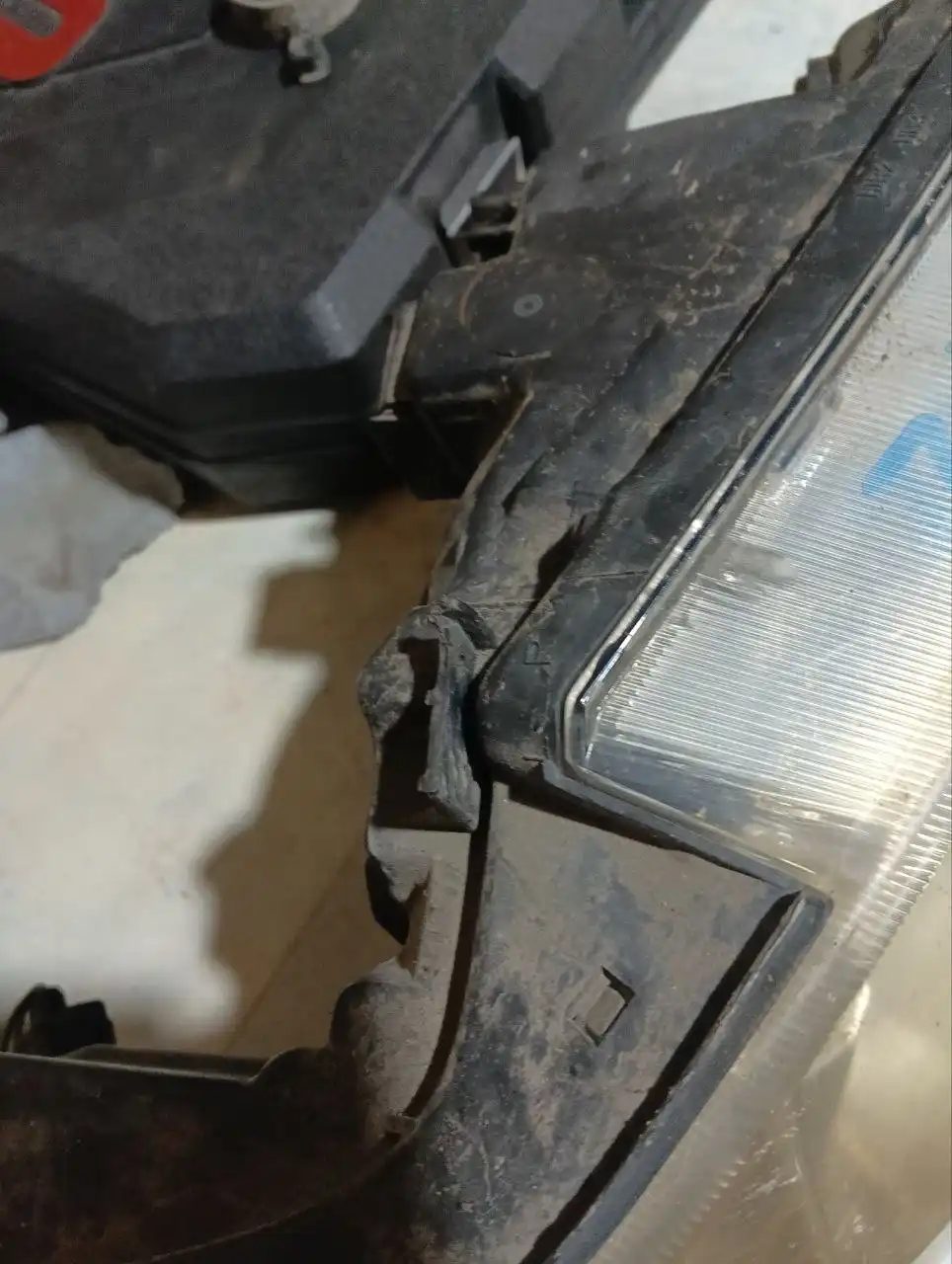 Продажа фары на ВАЗ 2110 рестайлинг - Автозапчасти (Запчасти) в Чита