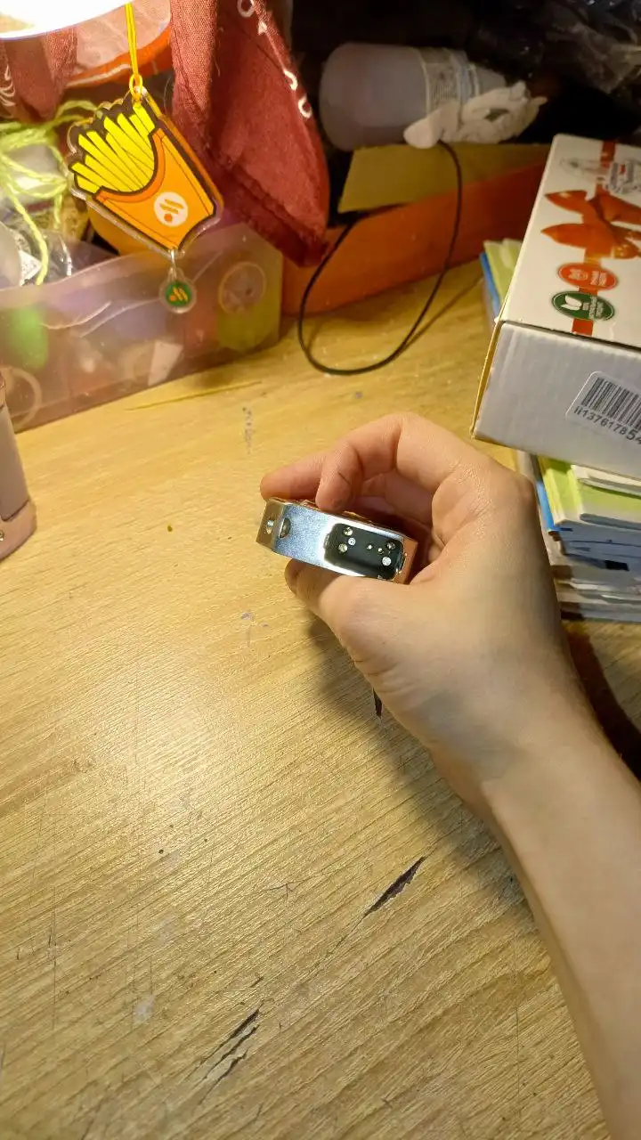 Батла и Санти в состоянии на фото