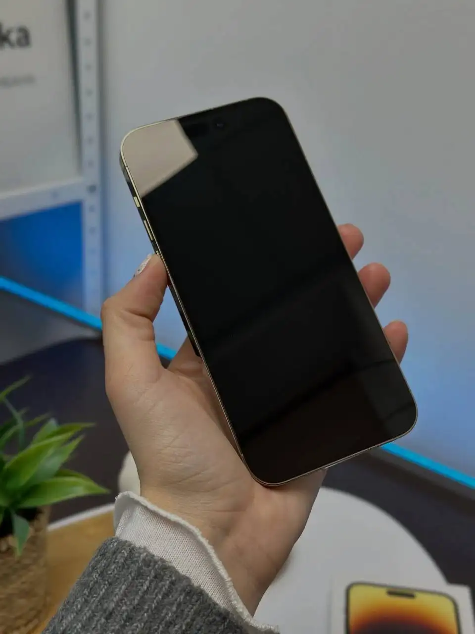 iPhone 14 Pro Gold 128Gb в отличном состоянии - Смартфоны (Электроника) в Тольятти