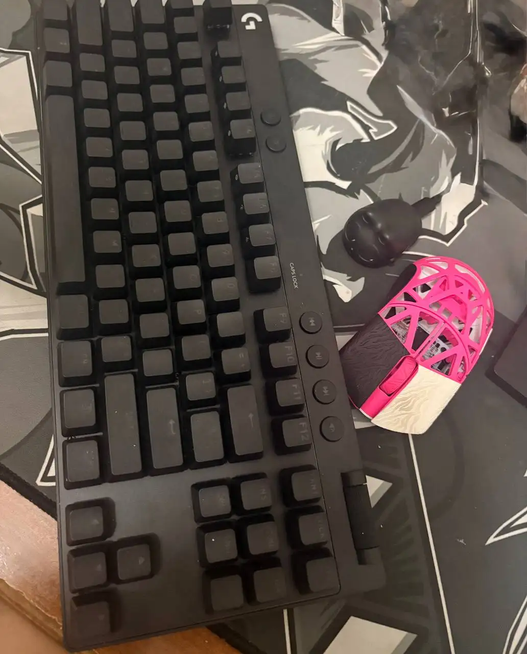 Продам клавиатуру Logitech G Pro TKL и мышь VXE Mouse Beast X - Барахолка в Тольятти