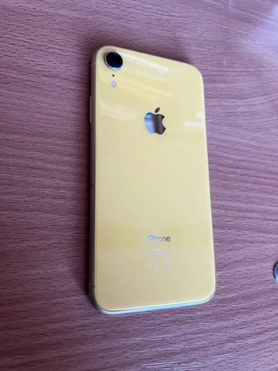 Айфон в хорошем состоянии