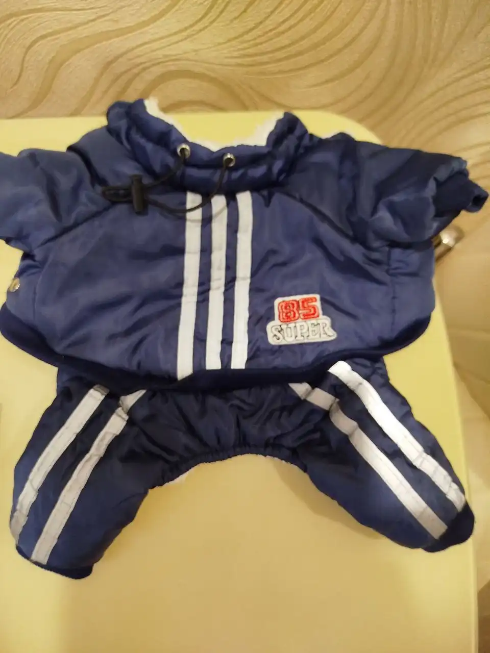 Комбинезон для мелкопородной собаки