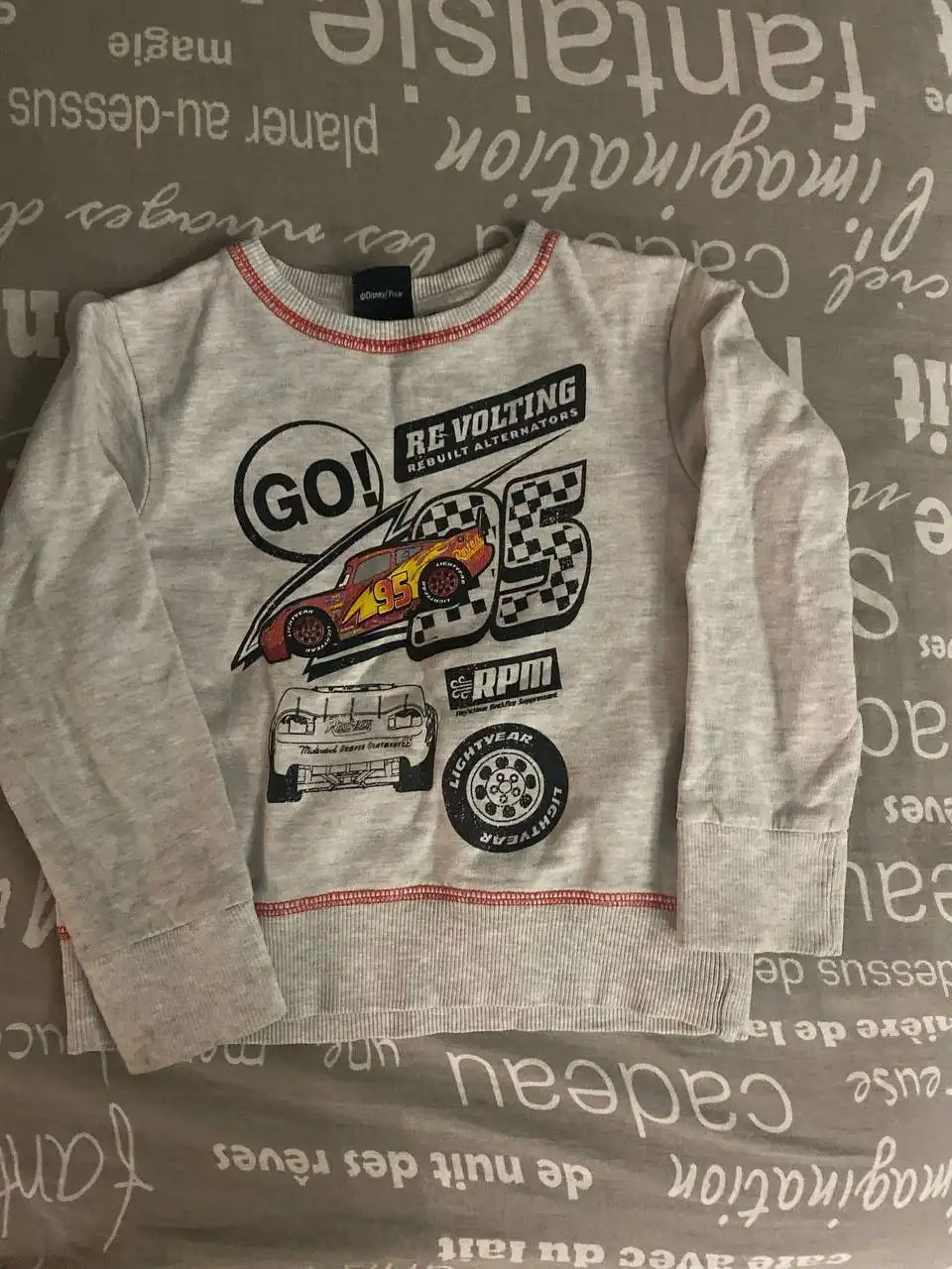 Продам рост 104 за шоколадку