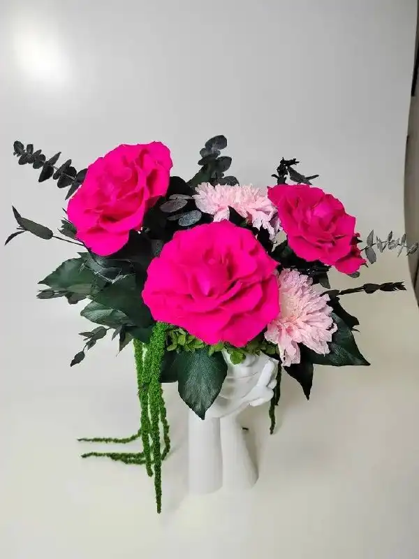 Букеты и композиции из стабилизированных цветов