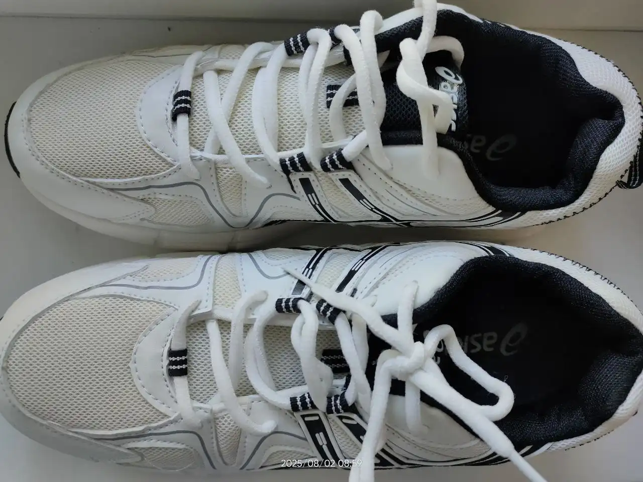 Кроссовки ASICS новые размер 43-44