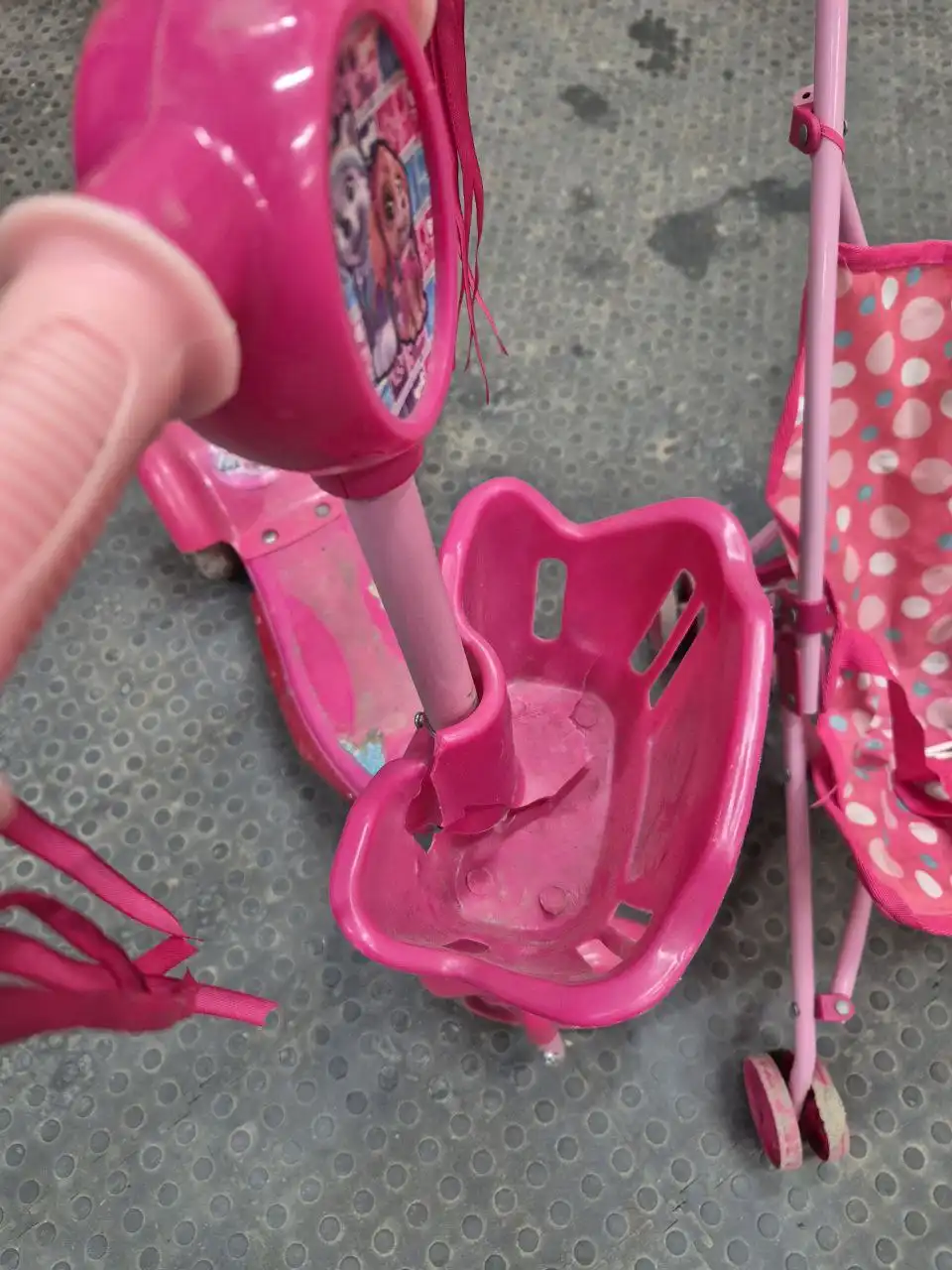 Продажа коляски для кукол и самоката