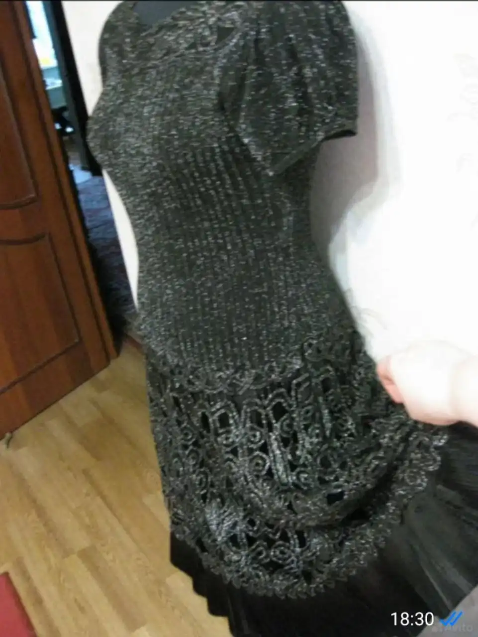 Платье нарядное черное с люрексом second hand - Платья (Одежда) в Нижневартовск