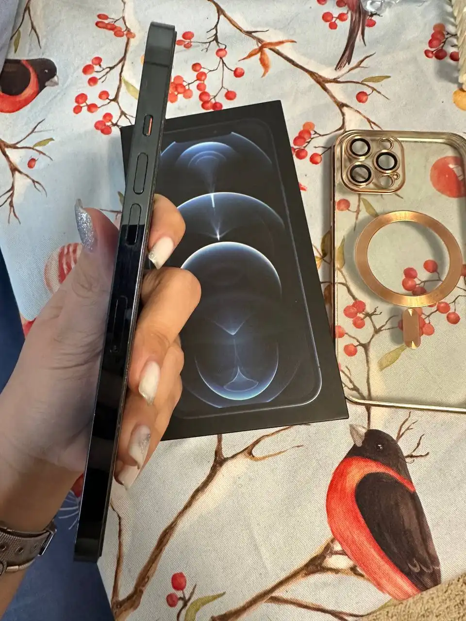 Продаётся iPhone 12 Pro Max на 256 ГБ - Смартфоны (Электроника) в Нижневартовск