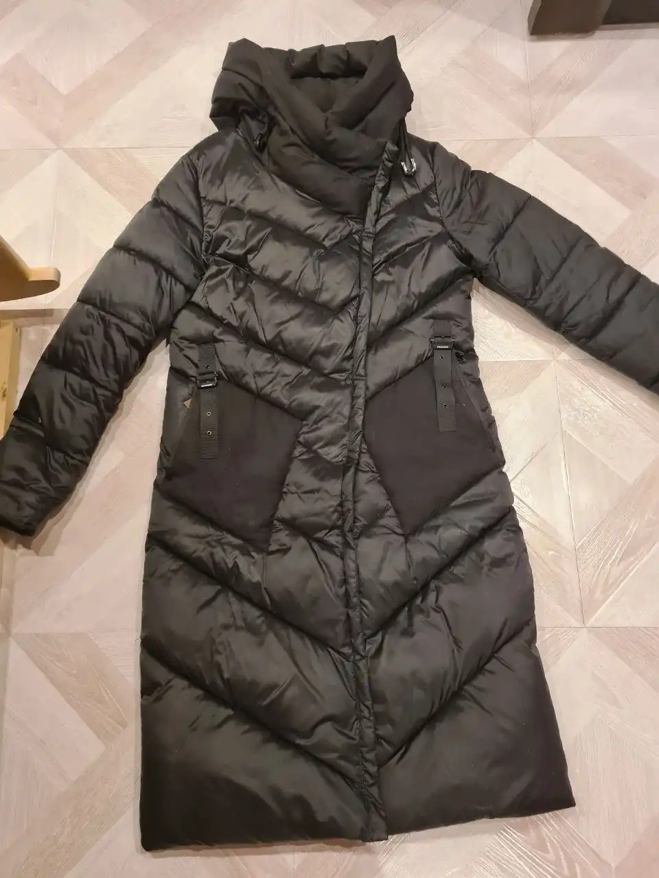 Пуховик размер 44-46 - Верхняя одежда (Одежда) в Нижневартовск
