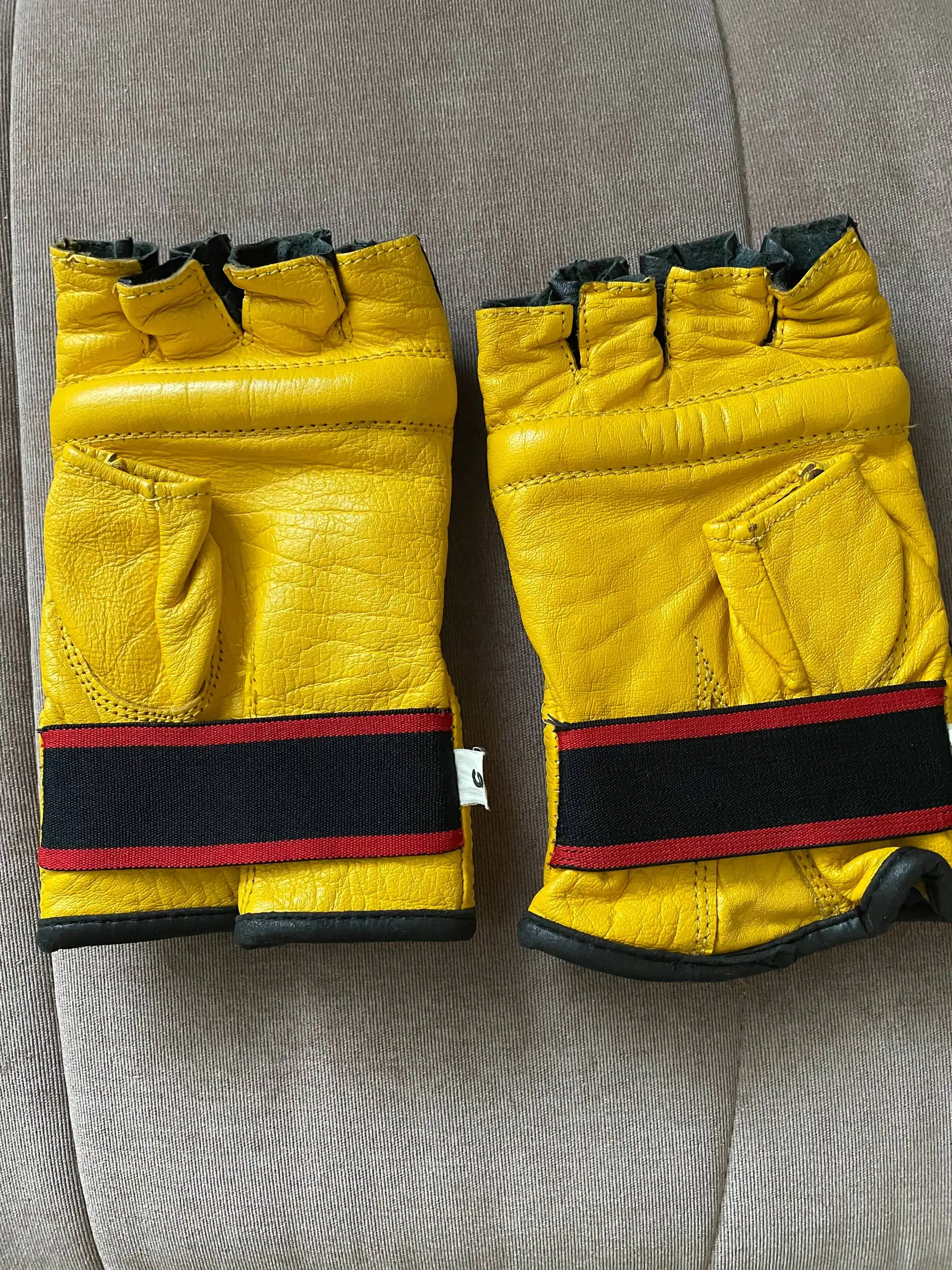 Краги - Одежда в Нижневартовск