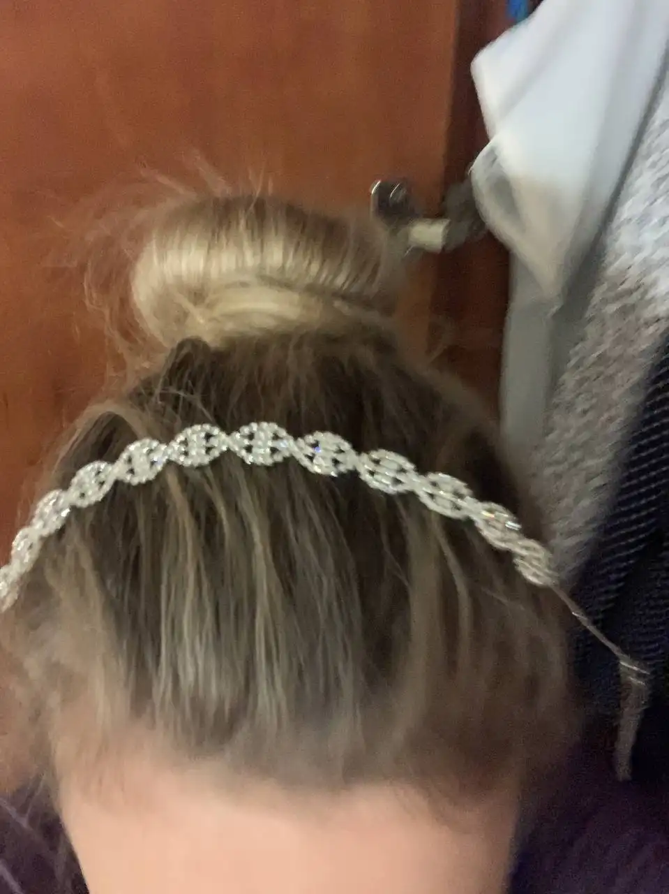 Диадема с невидимками в идеальном состоянии - Аксессуары (Барахолка) в Нижневартовск