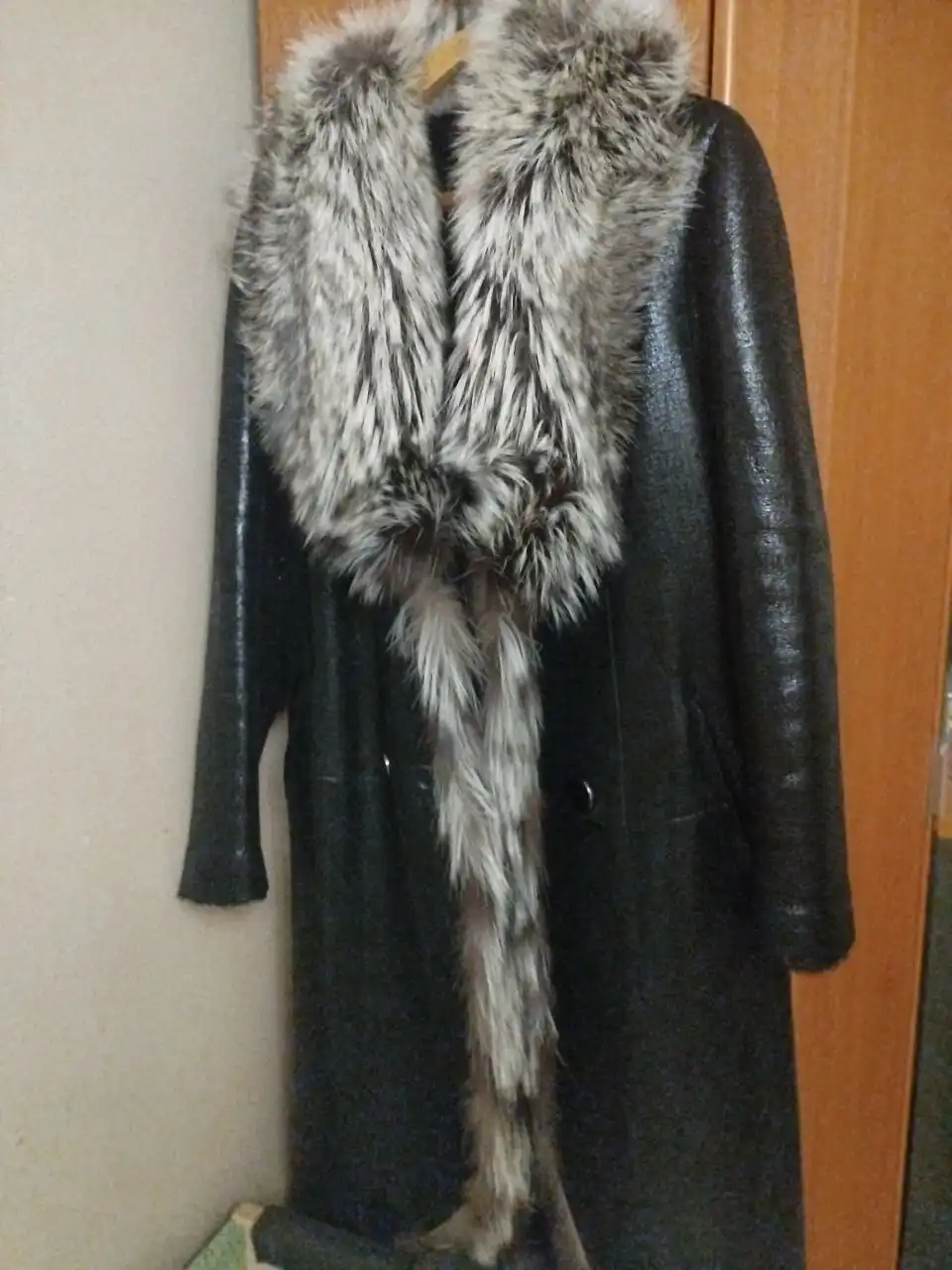Дублёнка натуральная с воротником чернобурка - Верхняя одежда (Одежда) в Нижневартовск