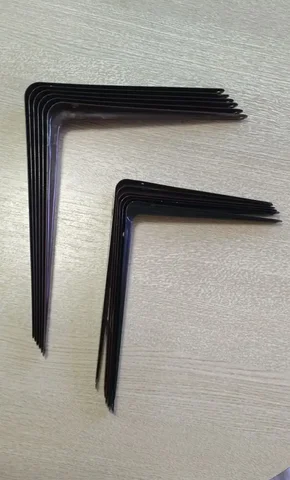 Продажа металлических уголков разных размеров и цветов - Сладости в Нижневартовск