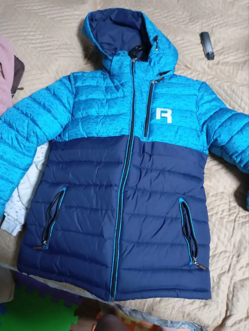 Продам очень теплый товар - Барахолка в Нижневартовск