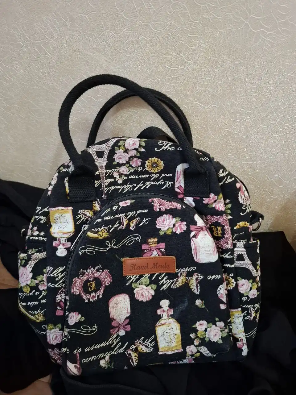 Тонкая толстовка, рюкзаки, варежка для автозагара - Барахолка в Нижневартовск