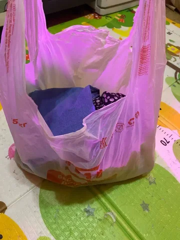 Отдам вещи размеров 40-42-44 в Нижневартовске - Сладости в Нижневартовск