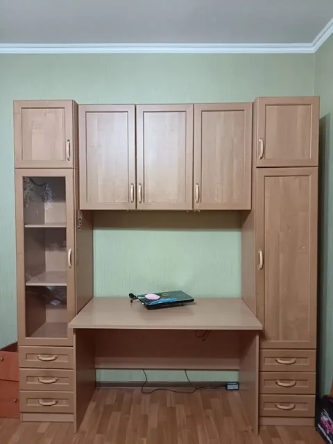 Продажа стенки и стола в хорошем состоянии - Для дома и дачи в Нижневартовск