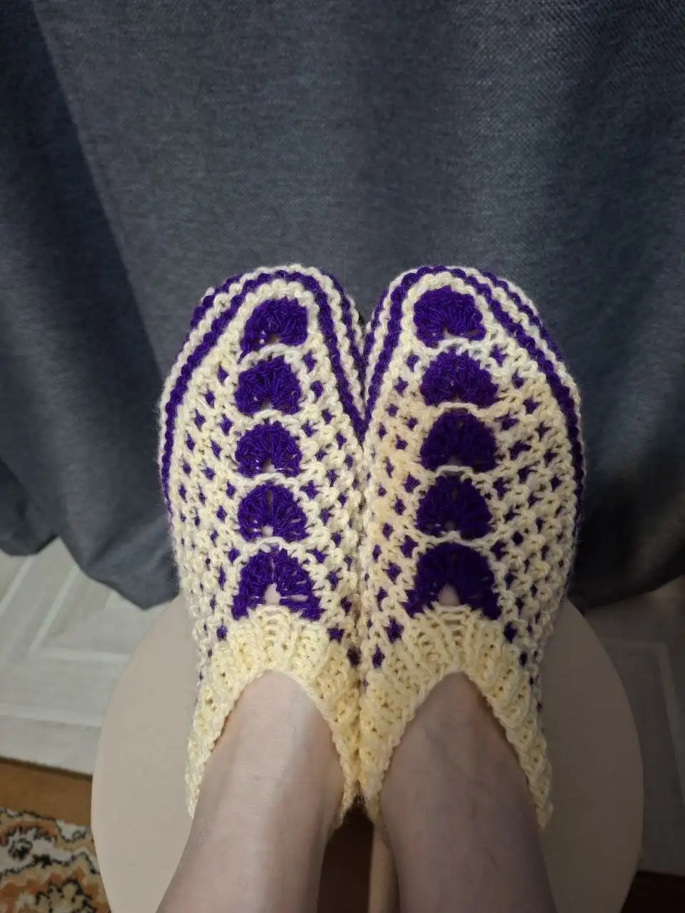 Продаются вязаные черевички ручной работы - Одежда ручной работы (Барахолка) в Нижневартовск