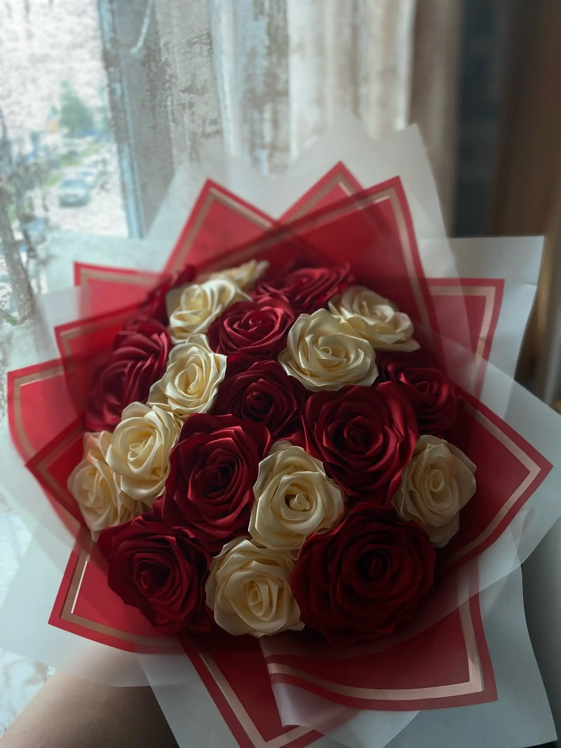 Розы из атласных лент на заказ и в наличии - Рукоделие (Хобби и отдых) в Нижневартовск