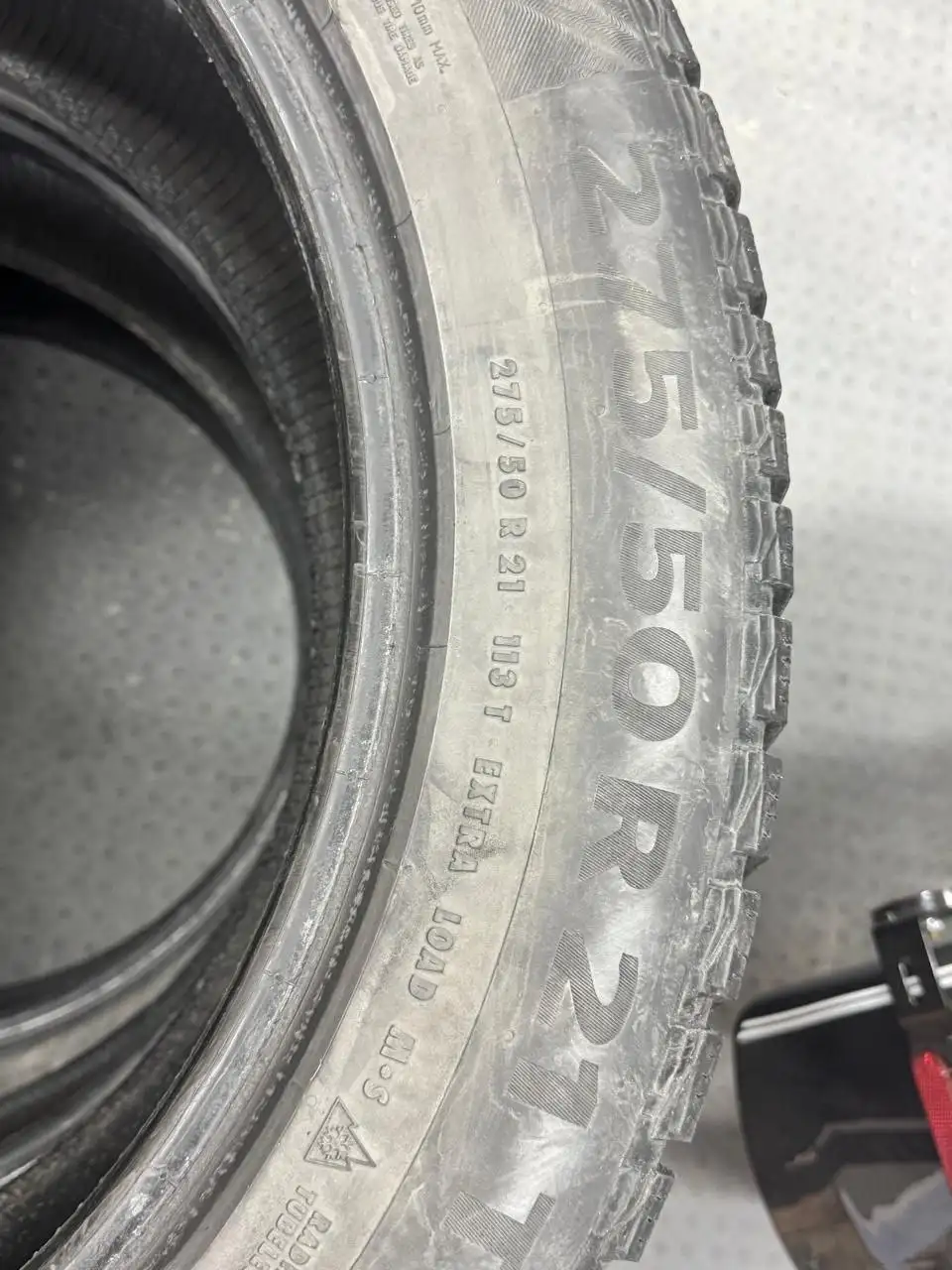 Продается шипованная резина Continental IceContact 2 - Шины (Запчасти) в Нижневартовск