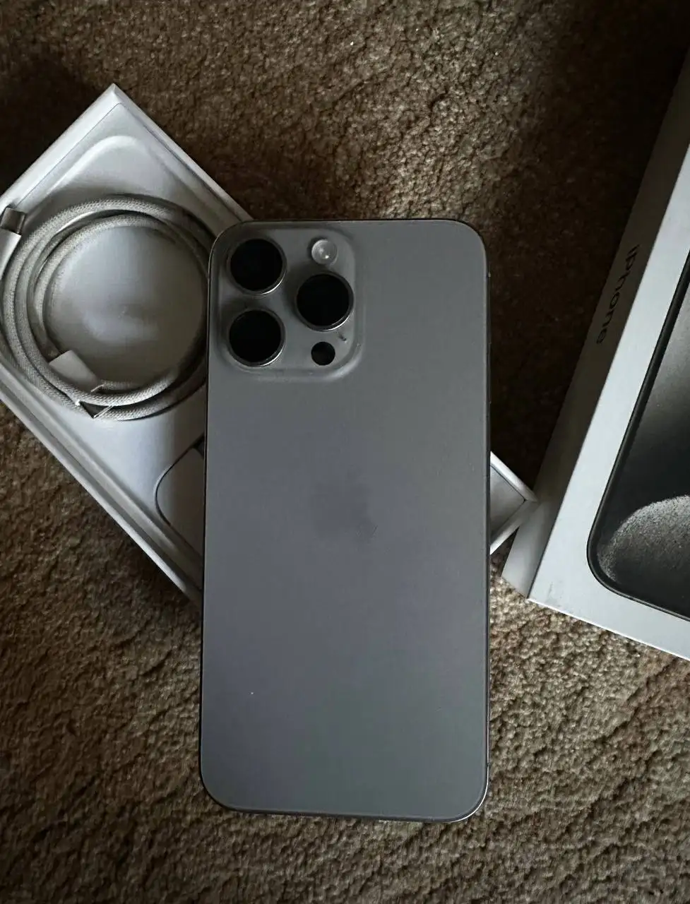 Продажа Iphone 15 pro max 256 gb - Смартфоны (Электроника) в Нижневартовск