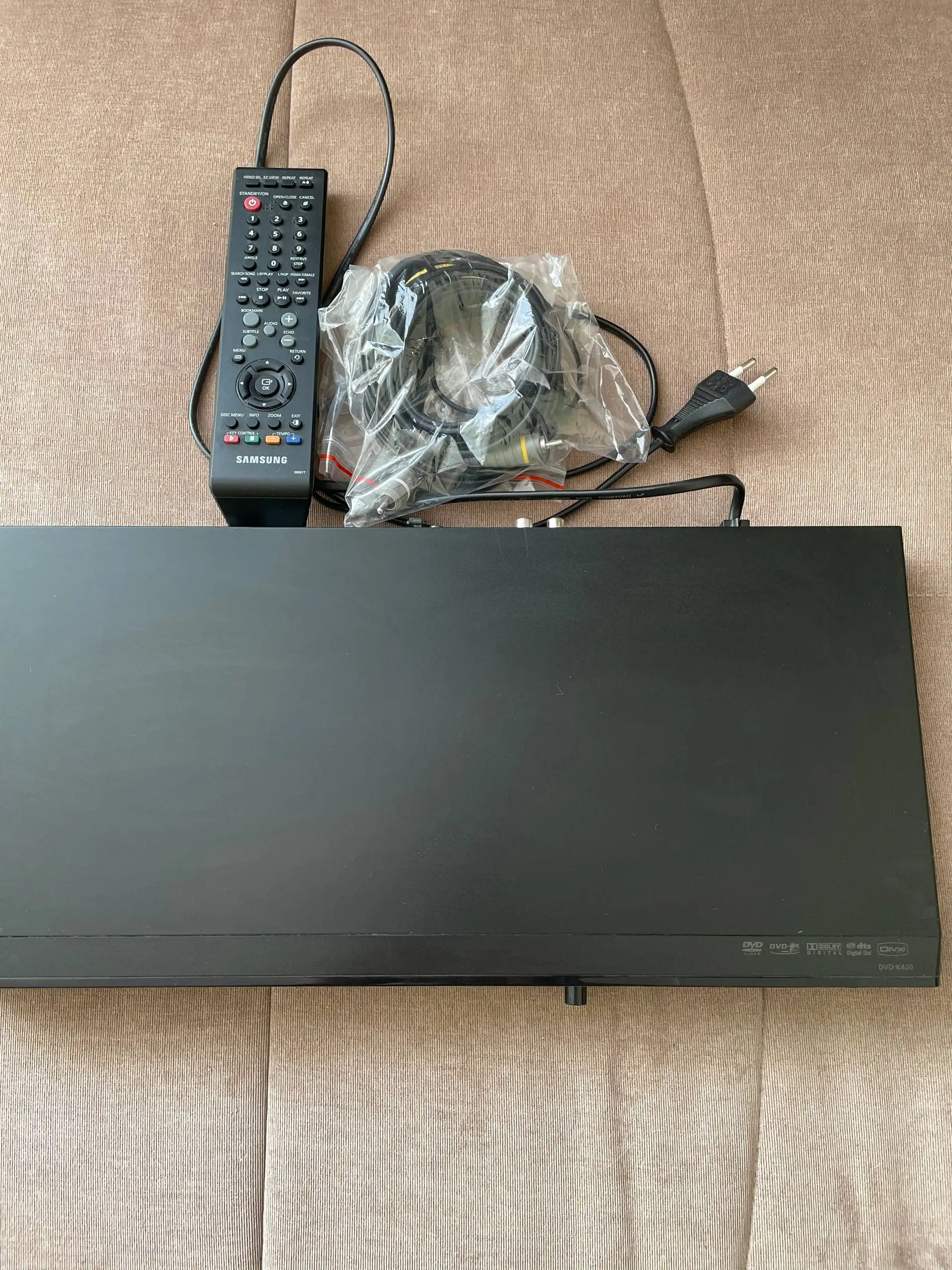 Центр караоке в Нижневартовске - Барахолка в Нижневартовск