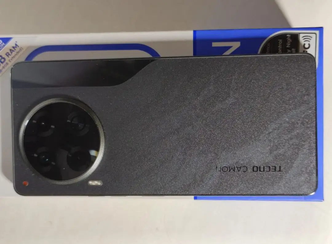 Tecno Camon 30 256ГБ в идеальном состоянии - Смартфоны и телефоны (Электроника) в Нижневартовск