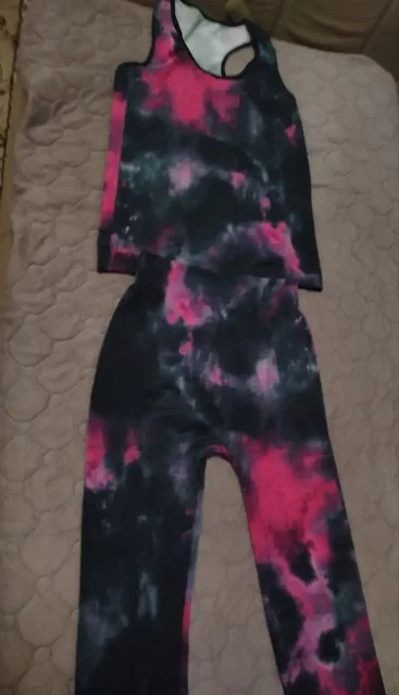 Костюм для фитнеса 42-48 размер - Спортивная одежда в Нижневартовск