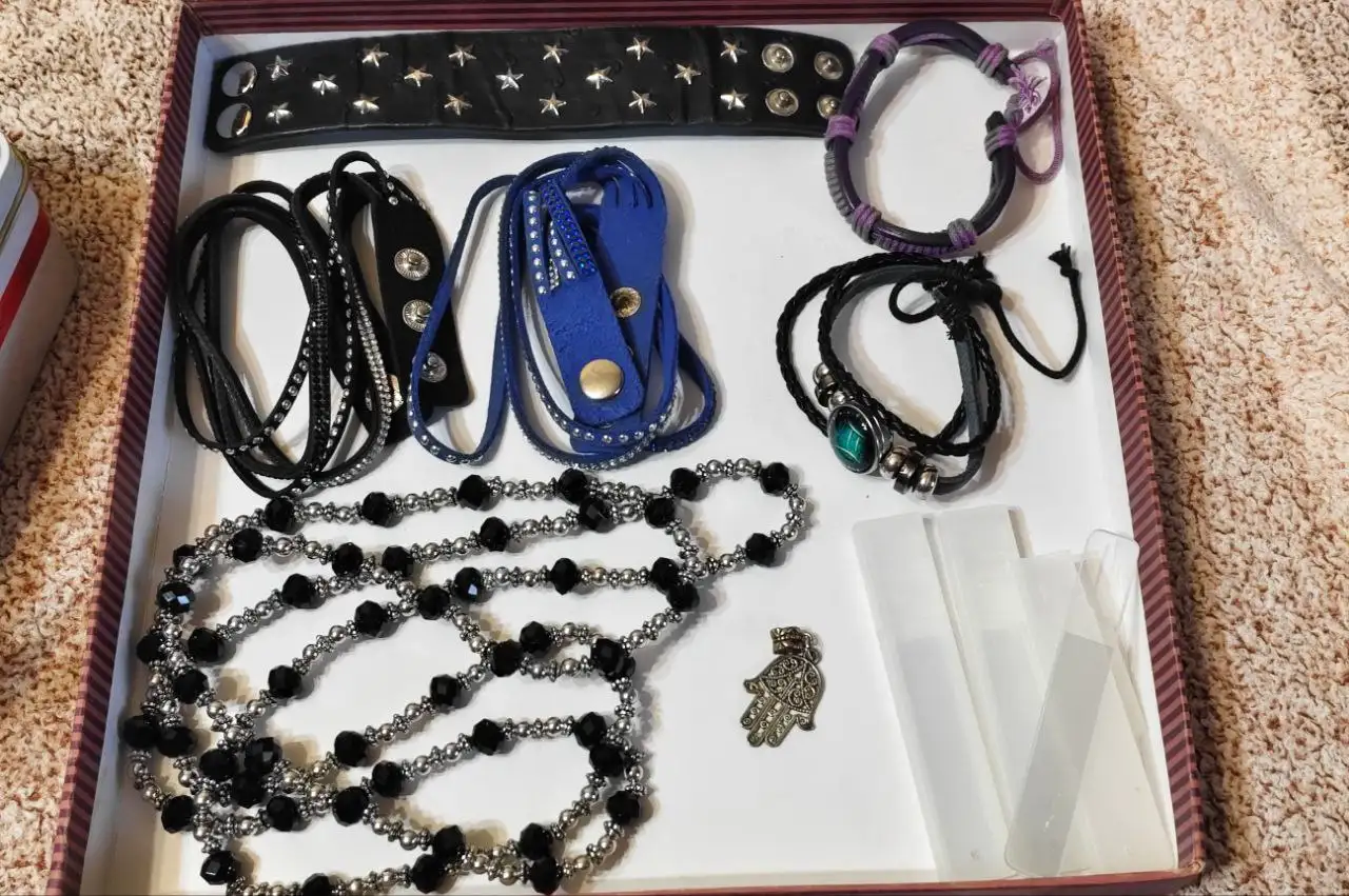 Набор различных товаров для дома и хобби - Барахолка в Нижневартовск