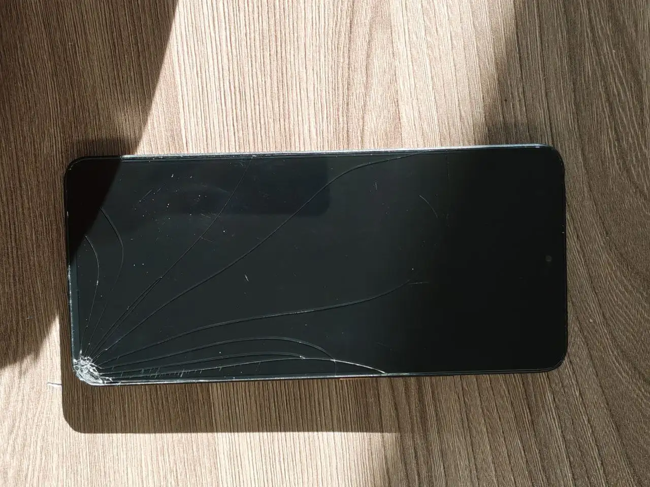 Продам товар с коробкой в состоянии на фото - Барахолка в Нижневартовск