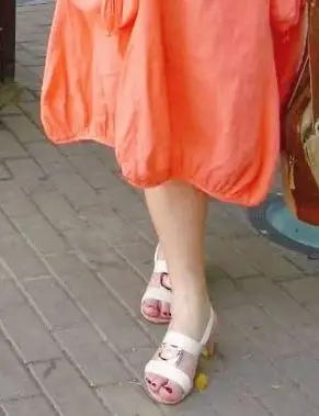 Платье на лето из 100% льна кораллового цвета - Женская одежда (Одежда) в Нижневартовск