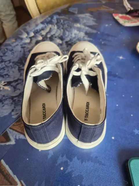 Новые кеды T.Taccardi синего цвета размер 37 - Платья в Нижневартовск