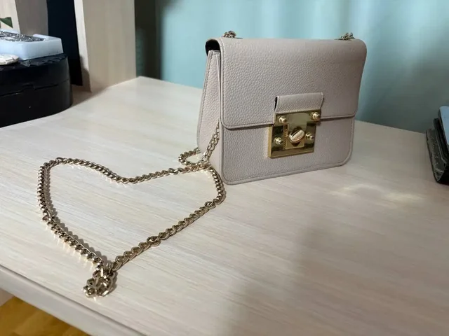 Женская розовая сумочка через плечо из искусственной кожи - Платья в Нижневартовск