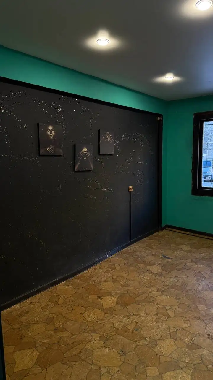 Сдам кабинет 10,5 кв и 8,6 кв с мокрой точкой - Коммерческая аренда (Недвижимость) в Нижневартовск