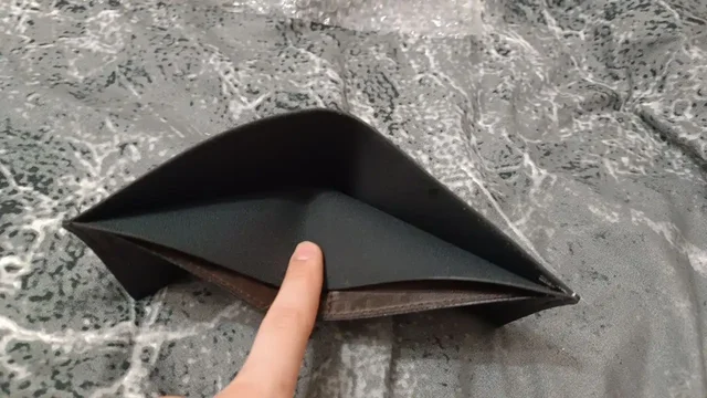 Продам мини-кошелёк для карт и купюр - Праздничные товары в Нижневартовск