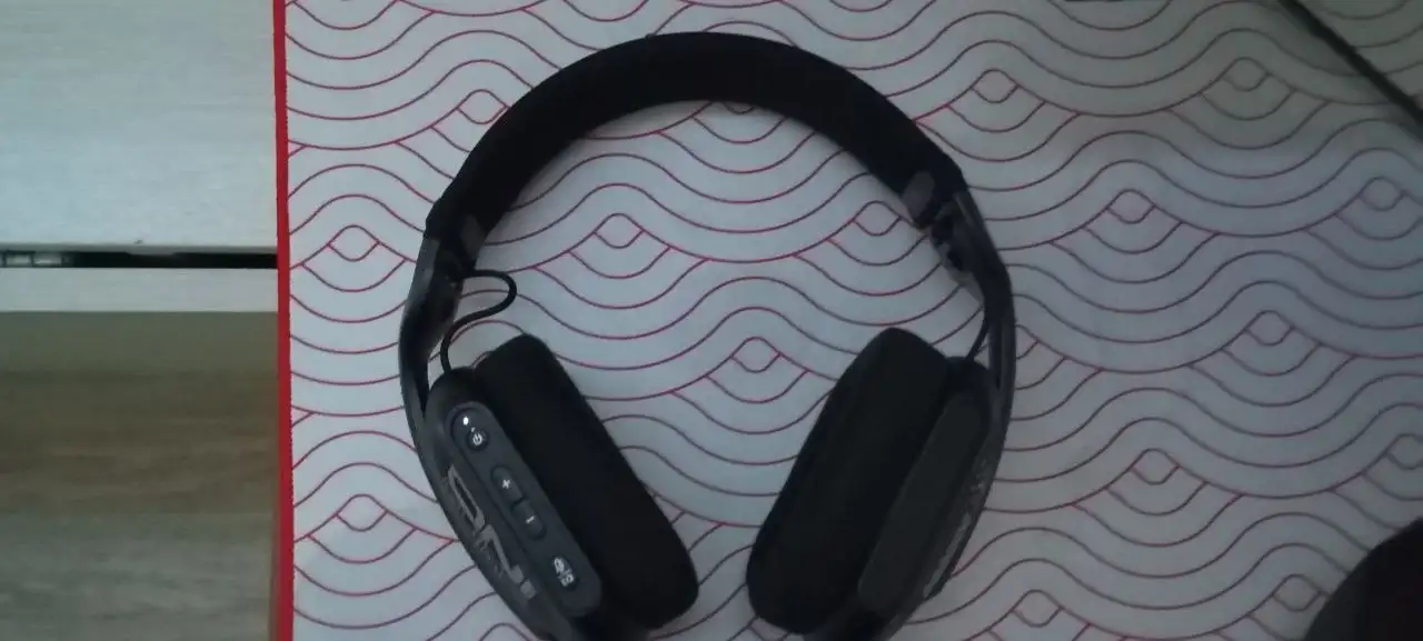 Компьютер с полным комплектом игровых аксессуаров - Компьютерная техника (Электроника) в Нижневартовск