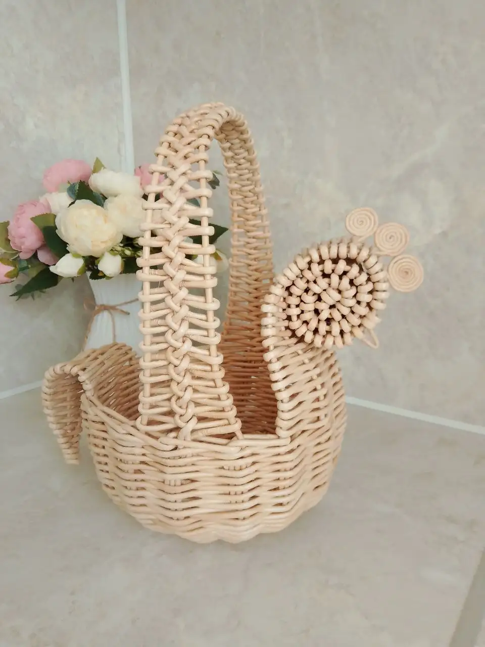 Продается пасхальная корзина из эколозы - Праздничные товары (Барахолка) в Нижневартовск