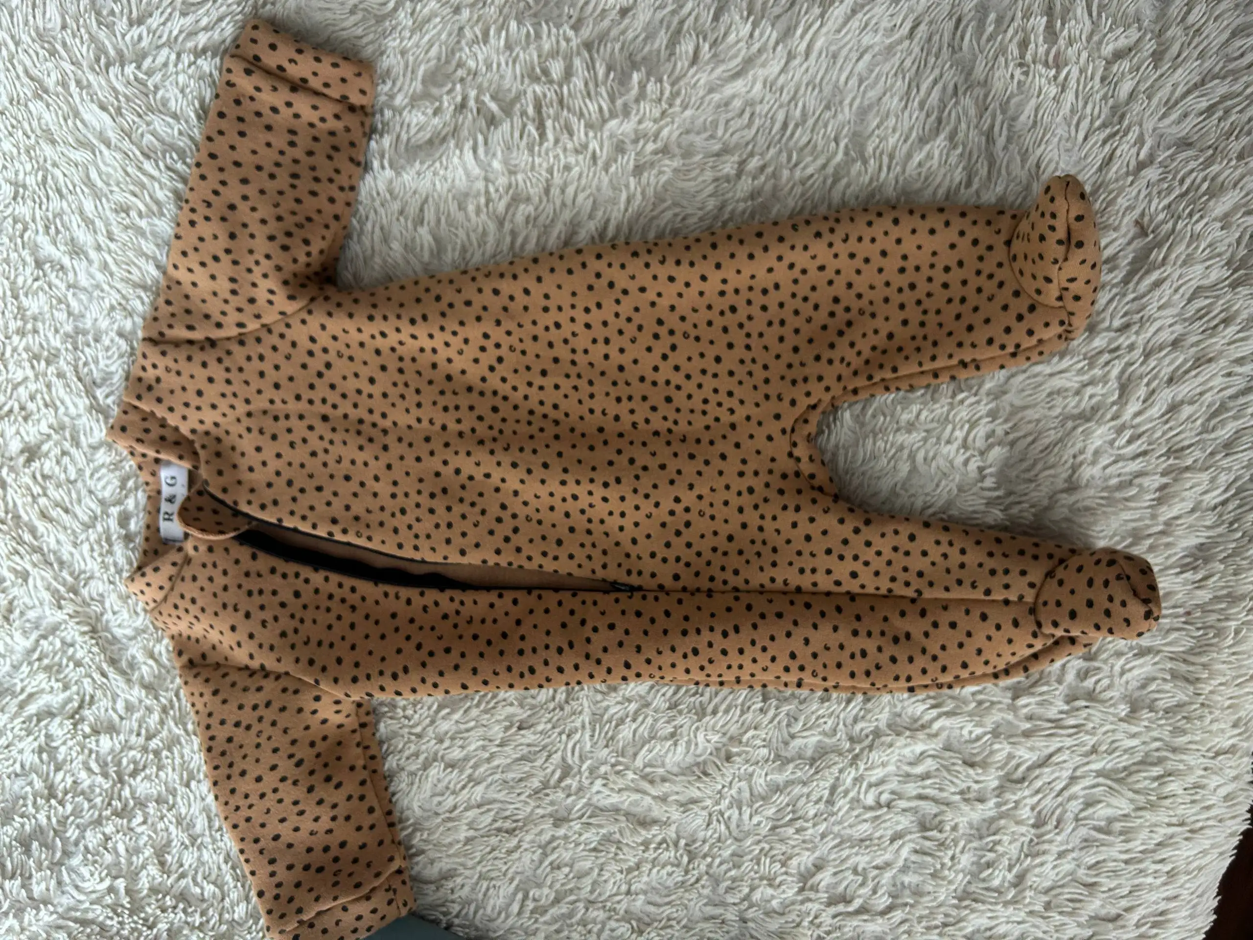 Продажа детских вещей в Нижневартовске - Одежда (Товары для детей) в Нижневартовск