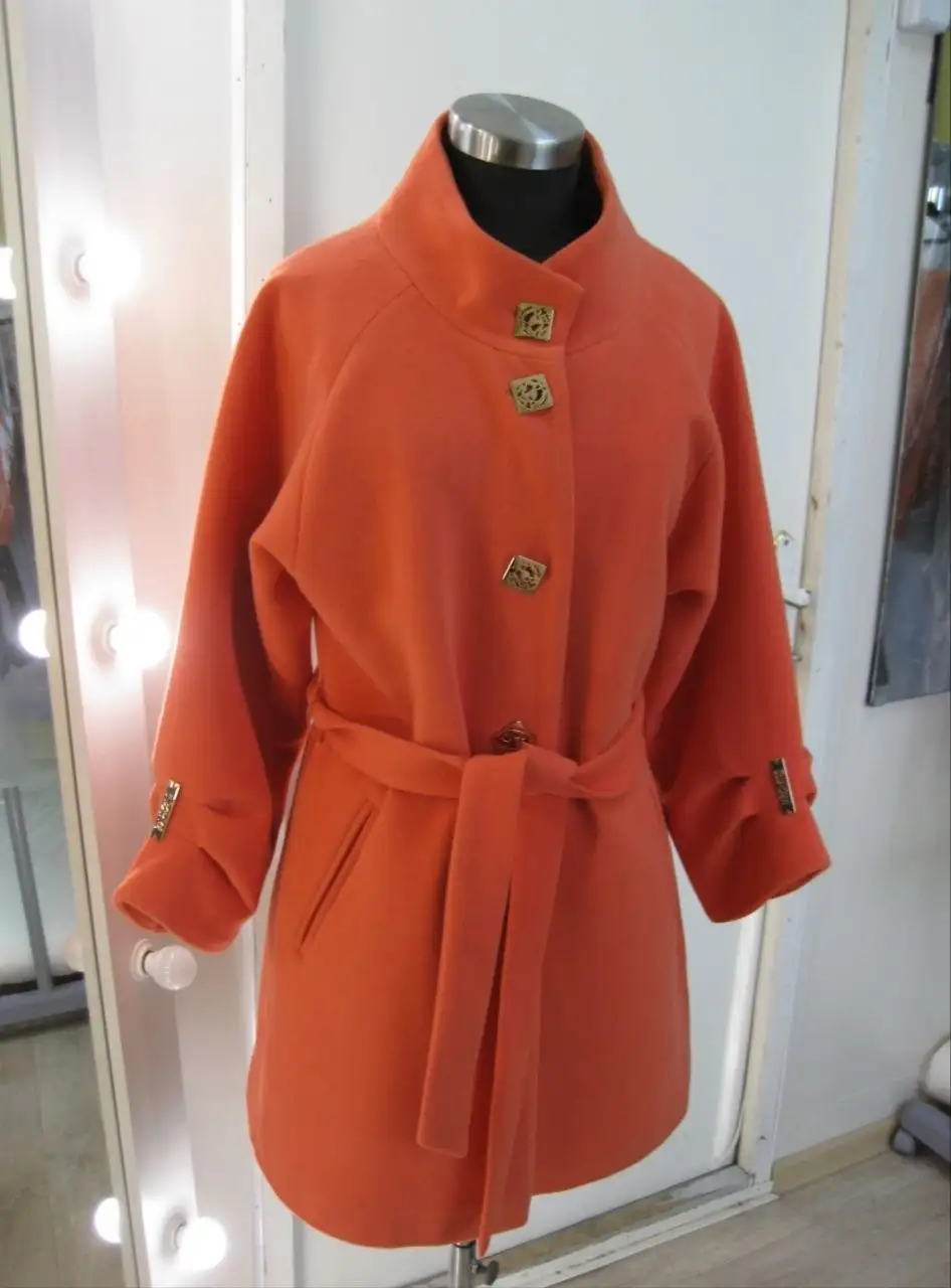 Новое демисезонное пальто оранжевое размер 48/50 - Верхняя одежда (Одежда) в Нижневартовск