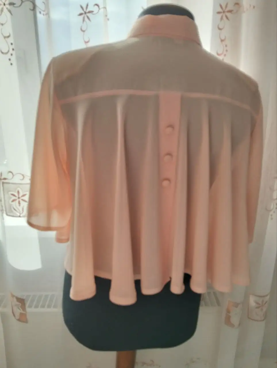 Блуза на лето Second hand - Одежда в Нижневартовск