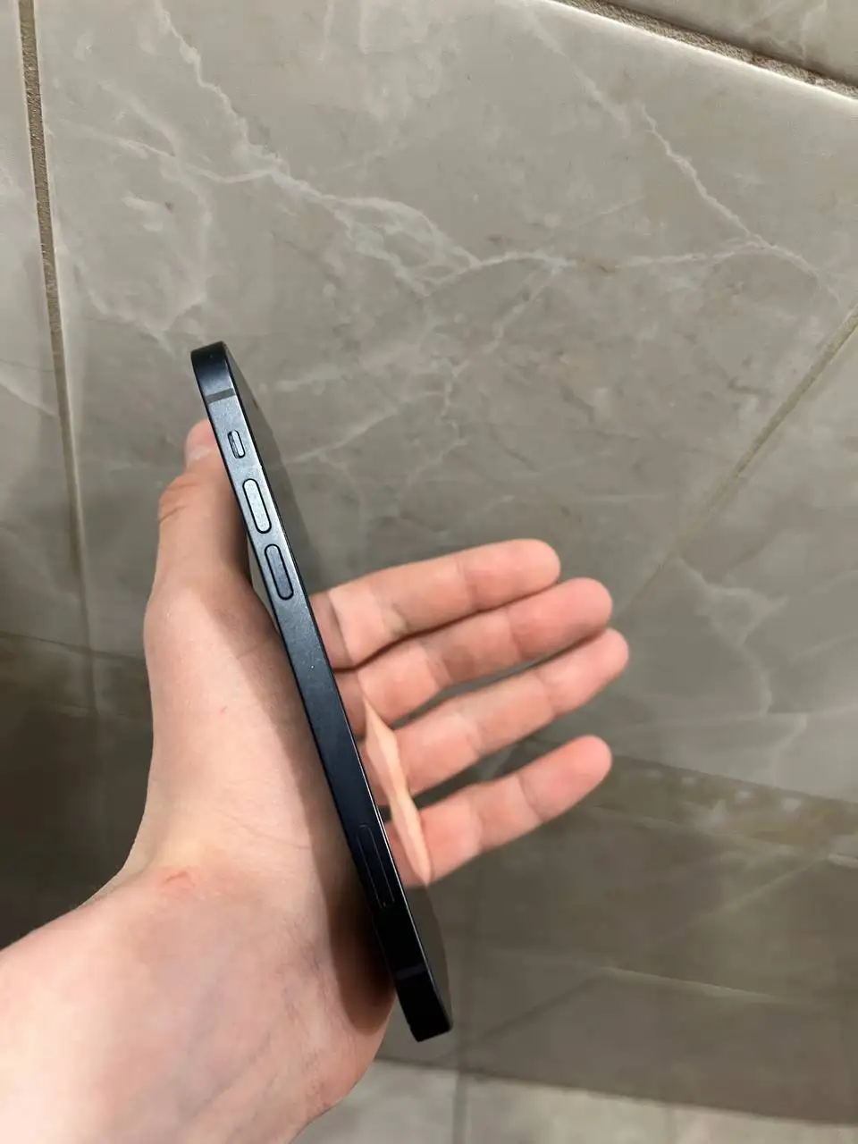 iPhone 12 128GB - Смартфоны и гаджеты (Барахолка) в Нижневартовск