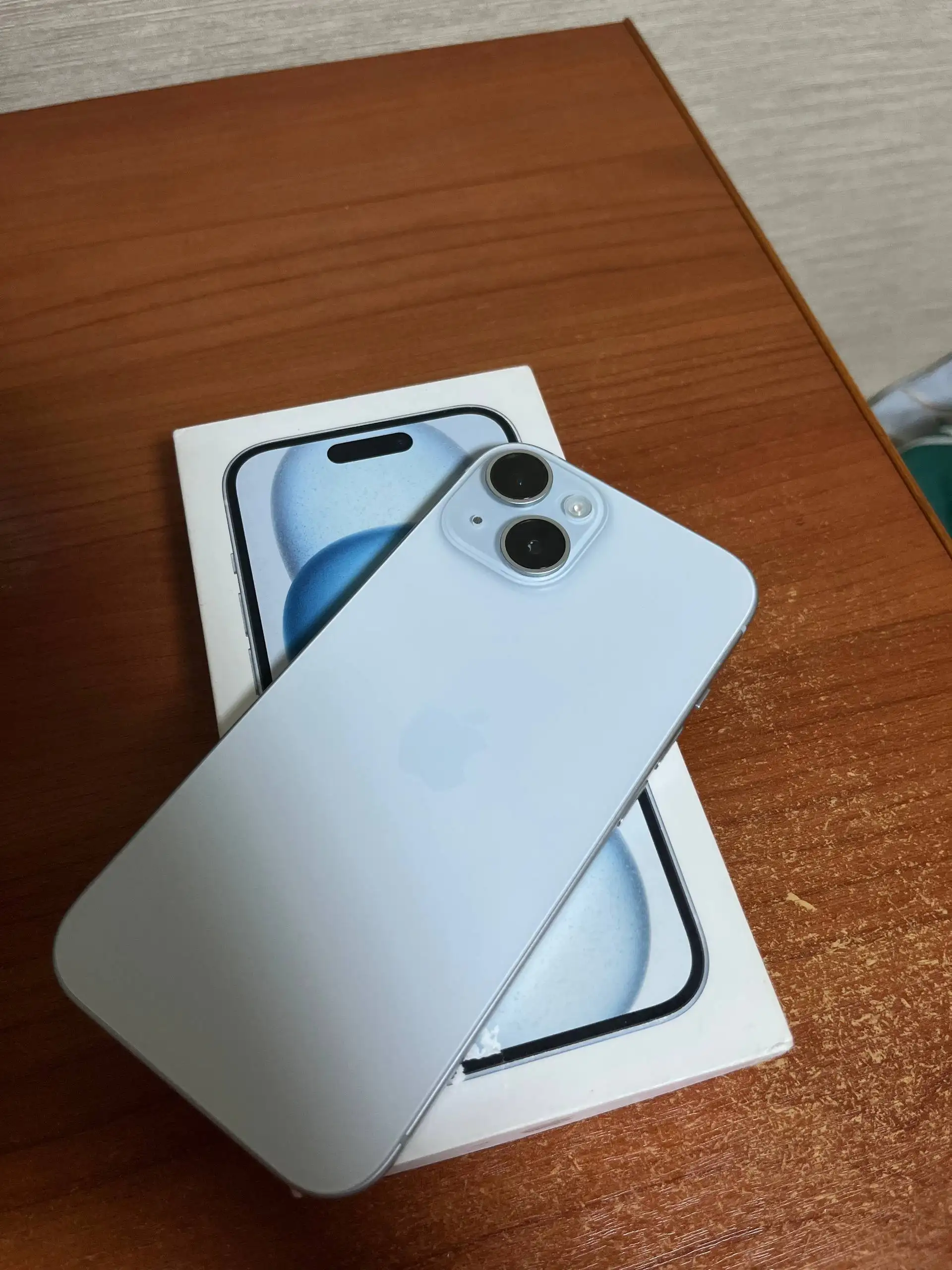 iPhone 15 128GB Голубой - Смартфоны и аксессуары (Электроника) в Нижневартовск