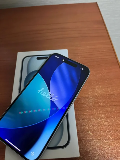 iPhone 15 128GB голубой - Электроника в Нижневартовск