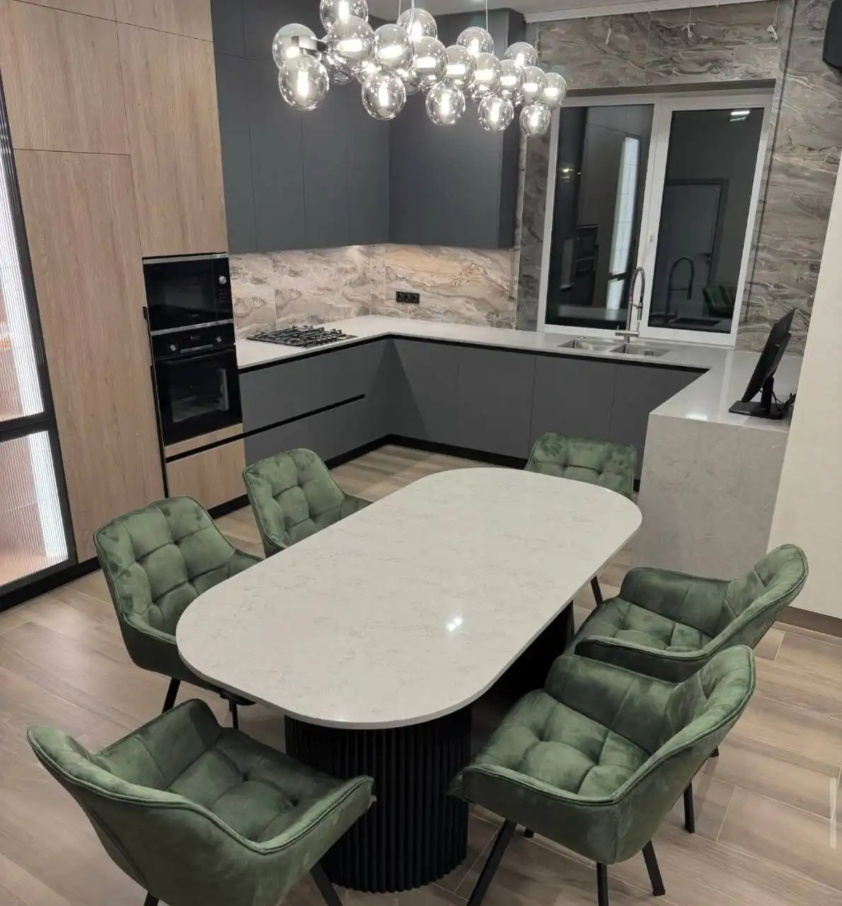 Изготовление кухонь, шкафов и гардеробных на заказ - Мебель на заказ (Услуги) в Москва