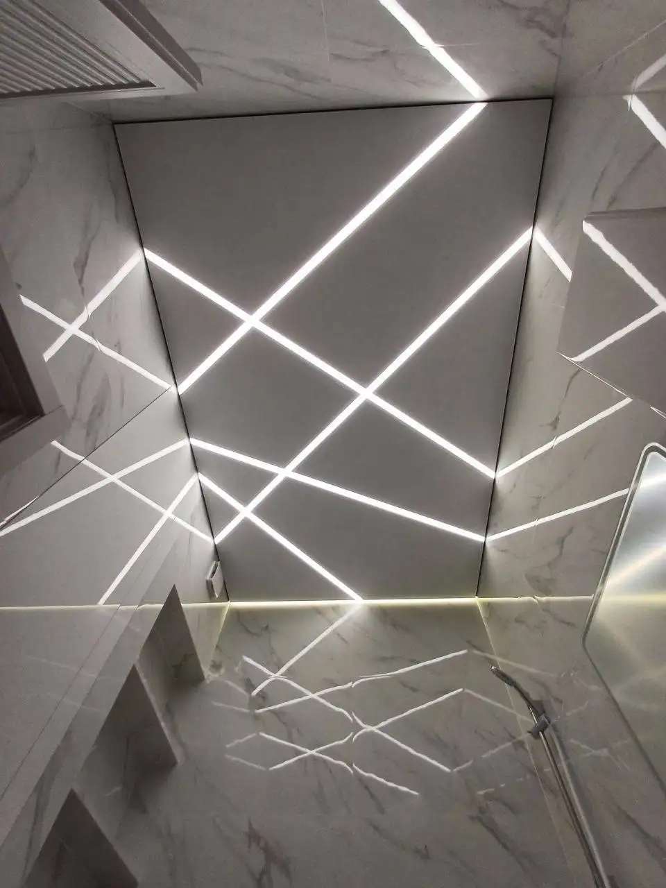 Натяжные потолки под ключ за 1 день от компании Амелия - Ремонт и строительство (Услуги) в Москва